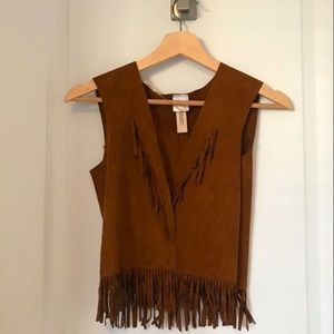 ON S’EN FOUT DES GARÇONS tassels suede fringe vest